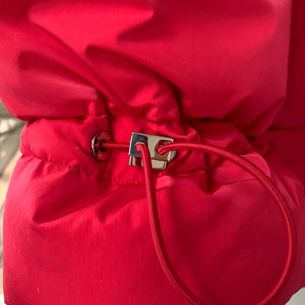 CHANEL Coat PUFFER JACKET Red Size 34, XS, 0-2 New tag/receipt SOLD - Picture 9 of 16